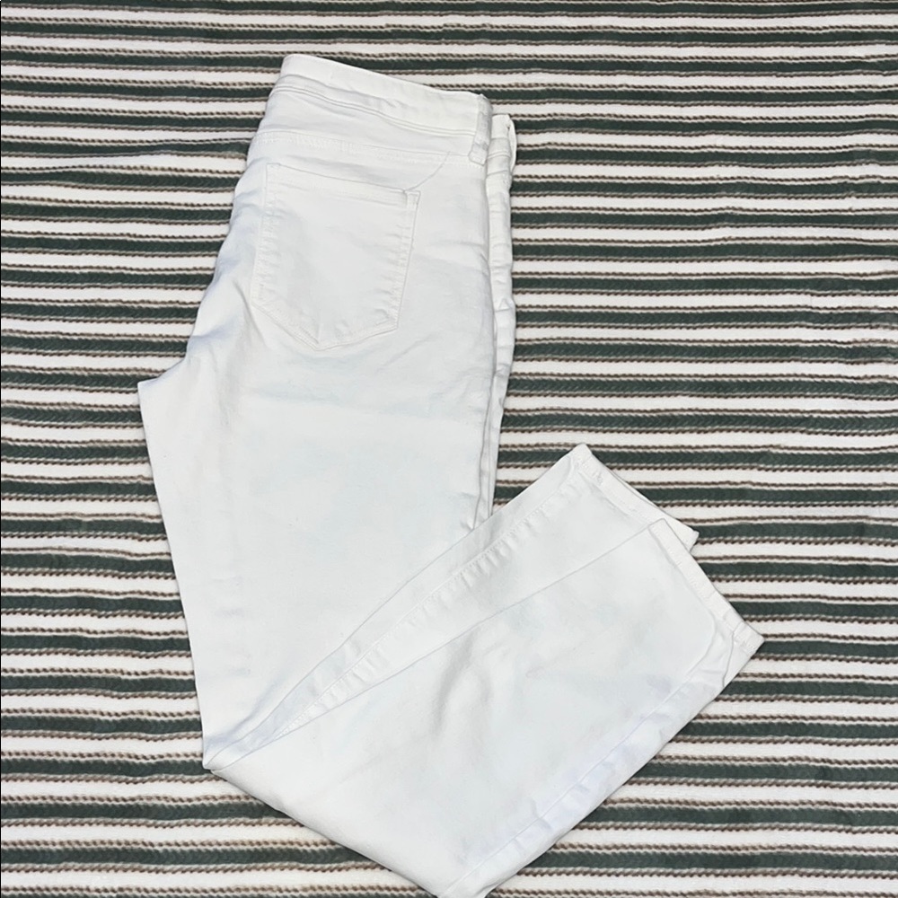 NYDJ Women’s Ami Skinny Jeans with LIFTXTUCK technology size 4P - Picture 2 of 9